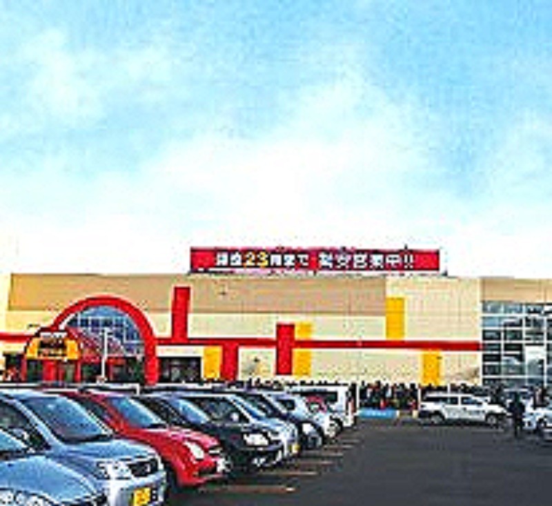 ショッピングセンター　MEGAドン・キホーテ新川店（ショッピングセンター）まで1554m