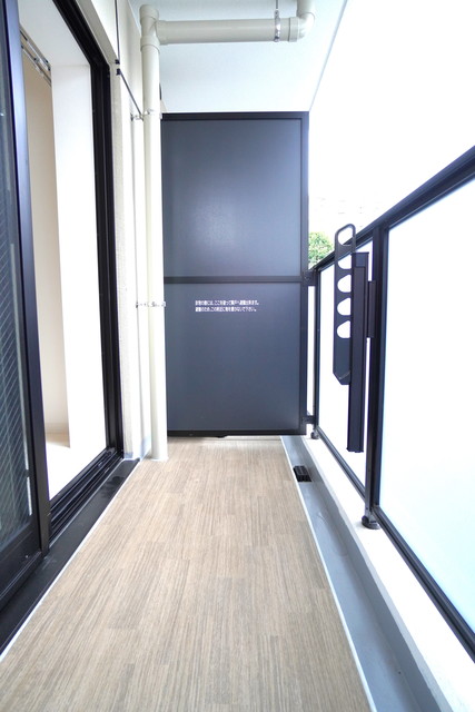 バルコニー　※写真は同タイプ住戸です。