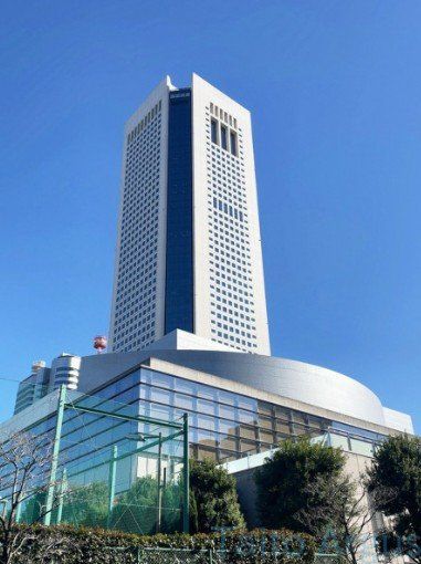 ショッピングセンター　東京オペラシティビル東京オペラシティタワー（ショッピングセンター）まで420m