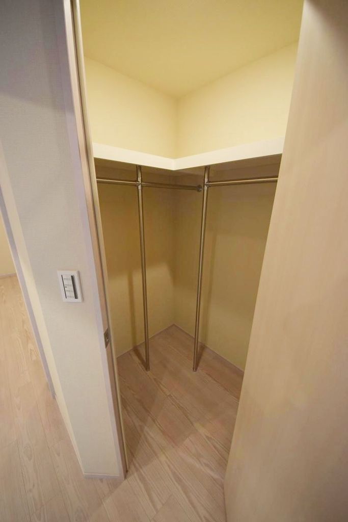 収納　写真は同タイプ住居です。