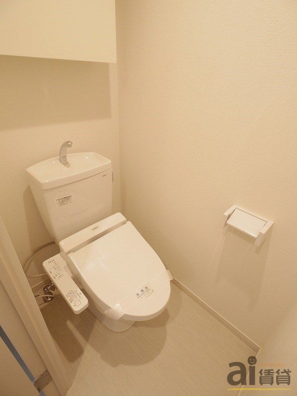 トイレ　※同仕様写真です