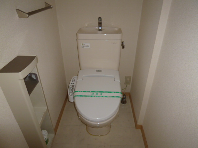 トイレ　シャワー付きトイレ