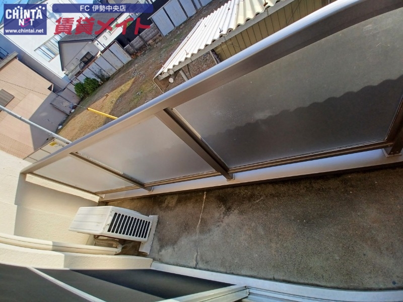 バルコニー　同物件別部屋写真