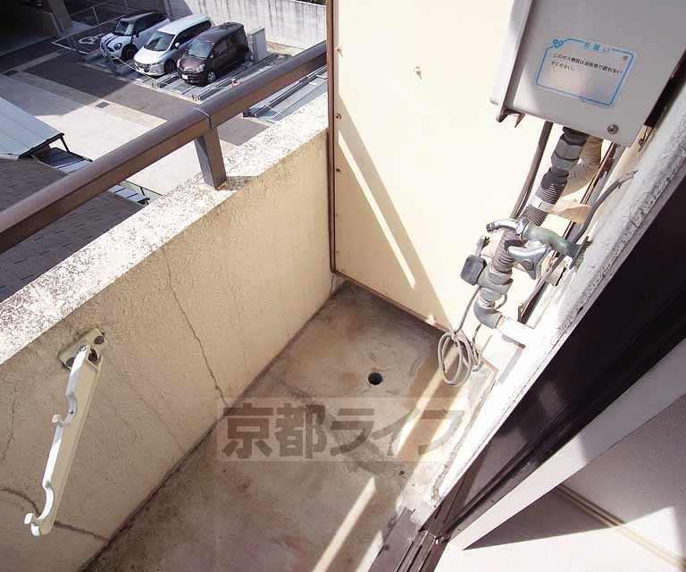 その他設備　バルコニーに洗濯機が設置可能です。