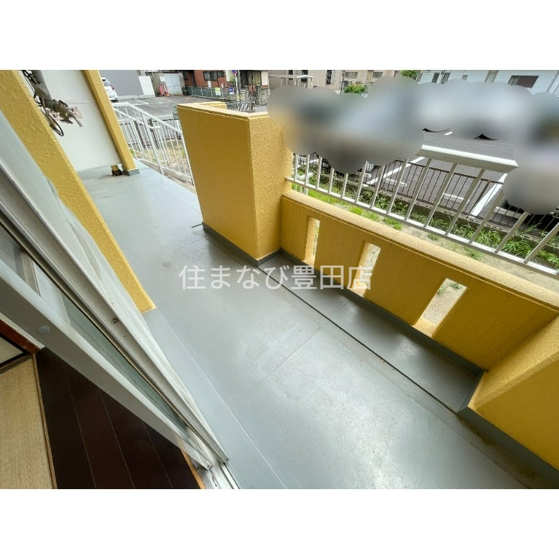 バルコニー　同型別部屋写真