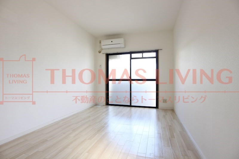 居室・リビング　洋室8帖と少し広めのタイプです。