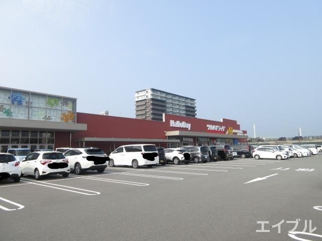 ドラックストア　ツルハドラッグ古賀美郷店（ドラッグストア）まで510m