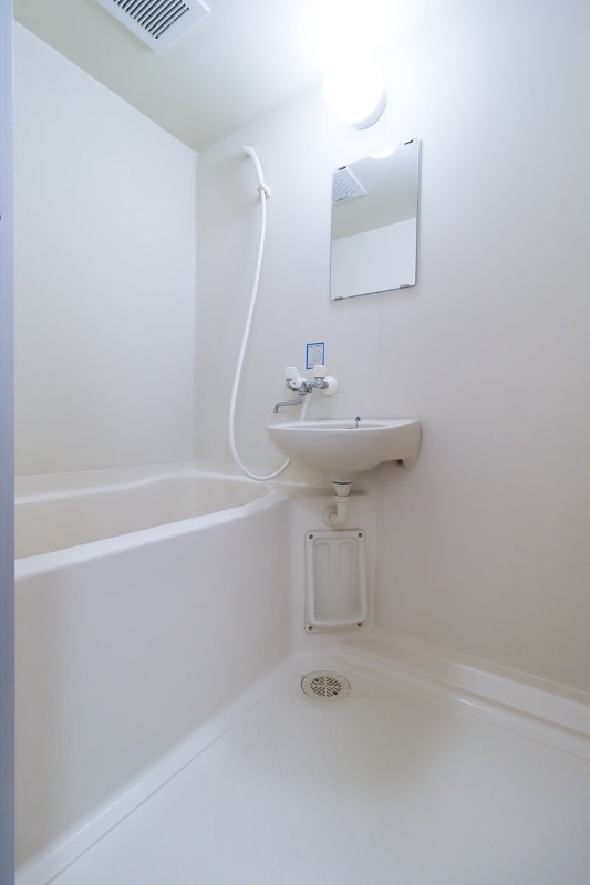 バス・シャワールーム　図面と現状に相違がある場合には現状を優先