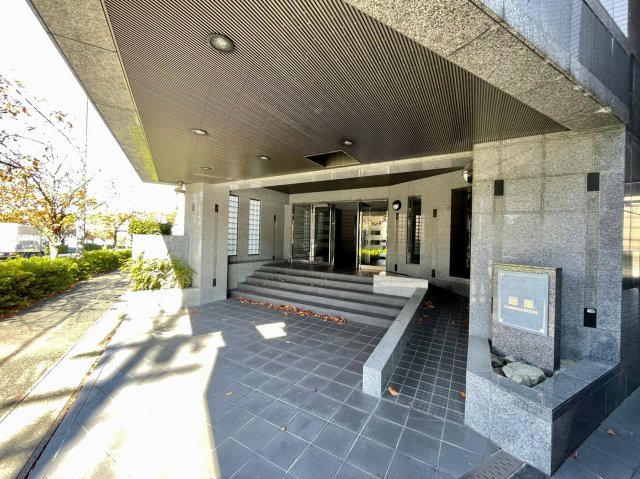 エントランス　毎日通るエントランスはこのようになっています