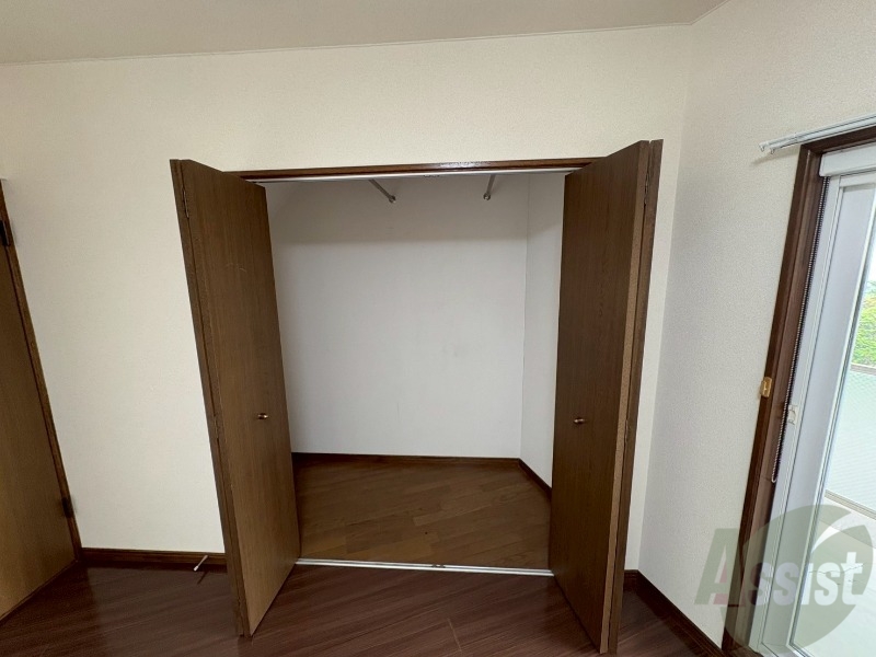 収納　洋室にはクローゼットがあるのですっきり片付きそうです。