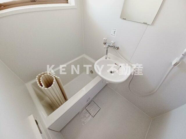 バス・シャワールーム　ゆったり過ごせるお風呂です