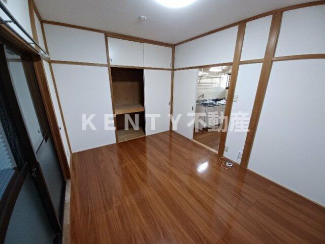 居室・リビング　居間です