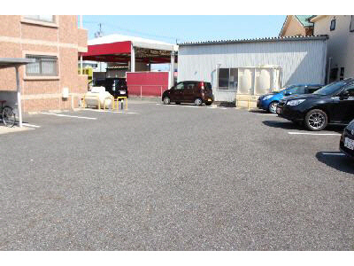 駐車場　駐車場