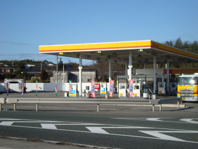 その他　ガソリンスタンドまで300ｍ