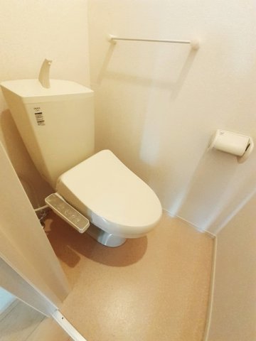トイレ　シンプルで使いやすいトイレです