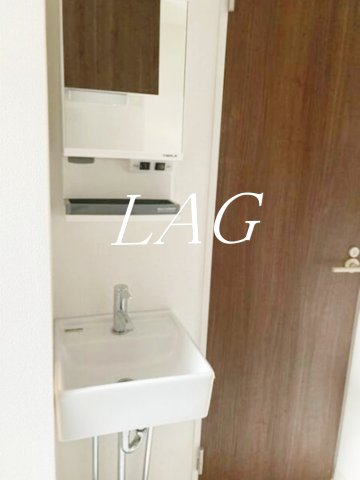 洗面設備　独立洗面台です。