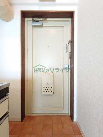 玄関　メゾン・ド・アンブル(別部屋参考画像)