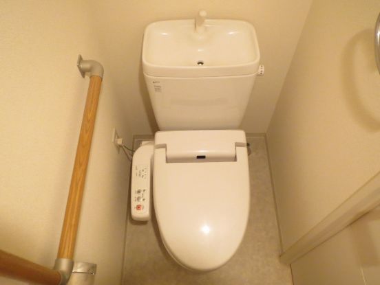 トイレ　トイレもきれいです