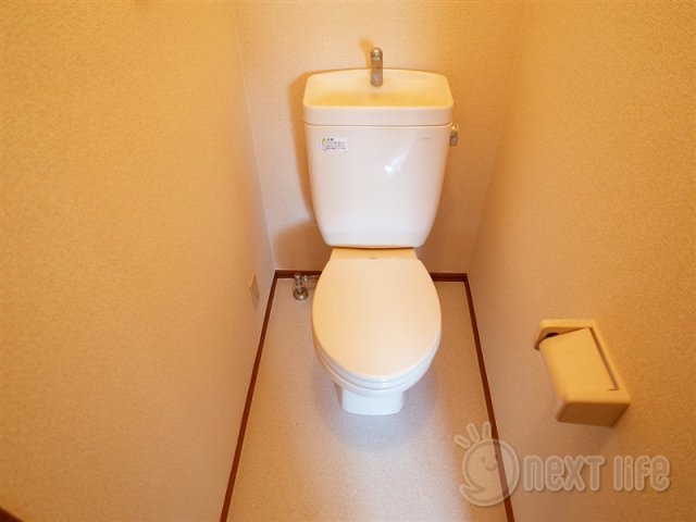 トイレ　アプリコットハウス