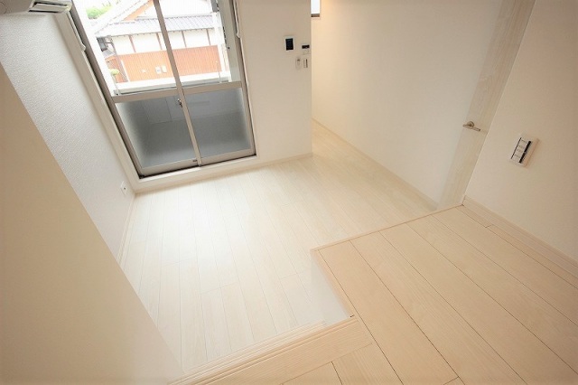 エントランス　建物の内部です