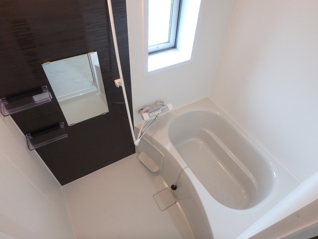 バス・シャワールーム　別棟参考写真です