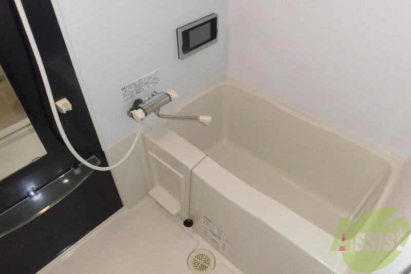 バス・シャワールーム　一日の疲れはゆったりバスタイムで解消しっかり温もって下さい