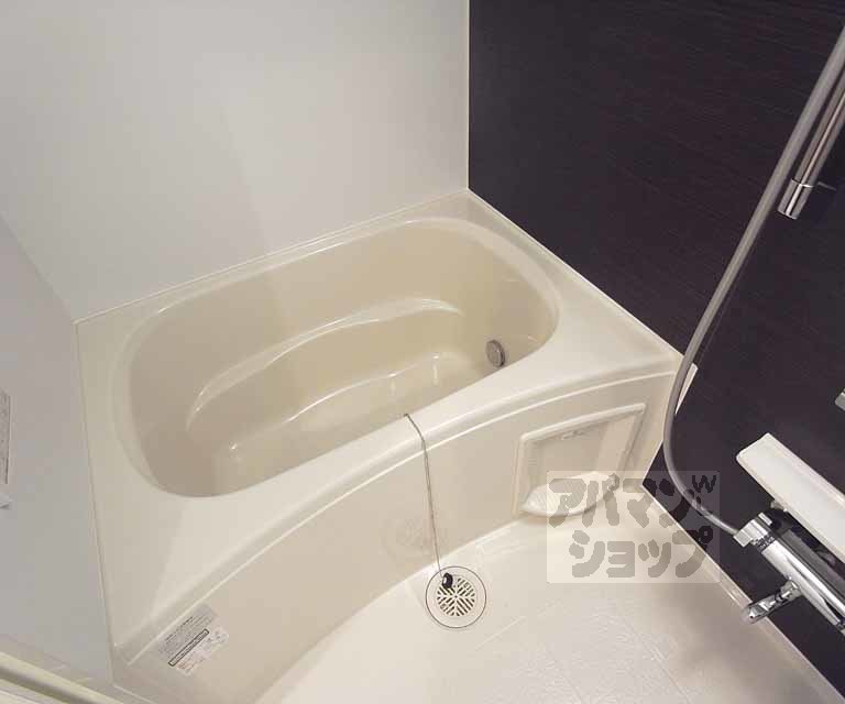 バス・シャワールーム　バスルーム