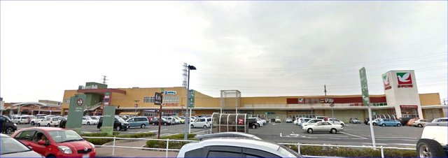 ショッピングセンター　ハーヴェストウォーク小山店（ショッピングセンター）まで1375m