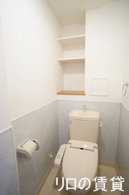 トイレ　別号室イメージ