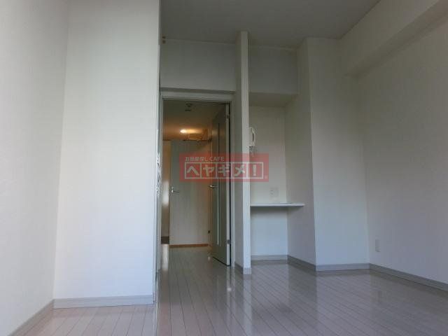 居室・リビング　エントランス