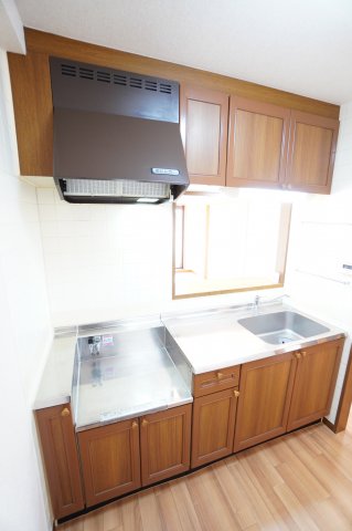キッチン　※同物件・同タイプの写真です。