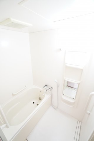 バス・シャワールーム　※同物件・同タイプの写真です。