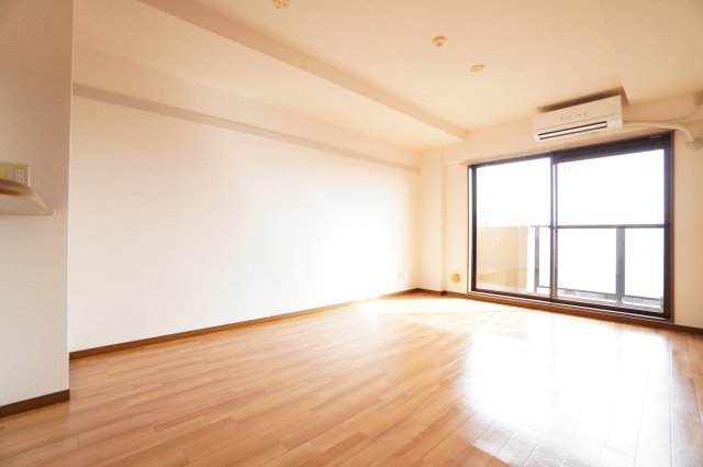 居室・リビング　※同物件・同タイプの写真です。