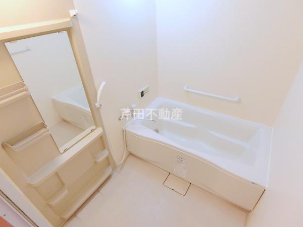 バス・シャワールーム　★弊社は更新手数料１万円のみ★保証会社の更新料もありません★