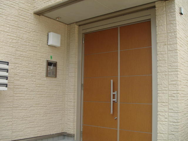 エントランス　オートロック付き