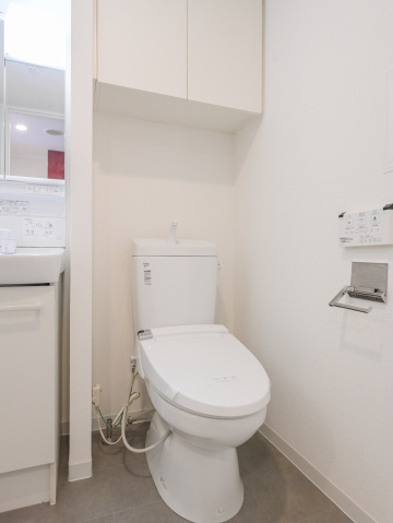 トイレ　同タイプ参考写真