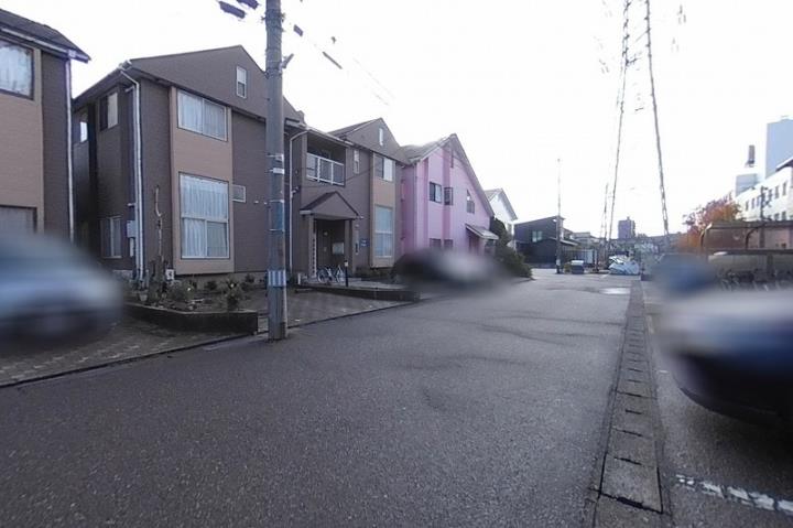 その他　前面道路（その他）まで0m