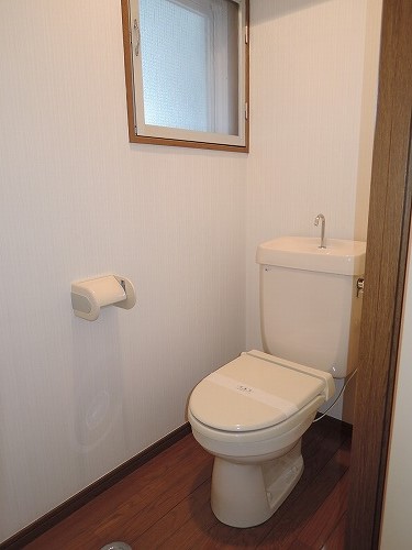 トイレ　室内写真は別部屋です
