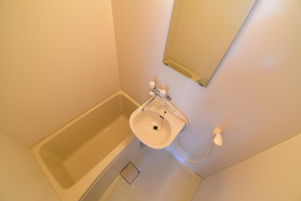 バス・シャワールーム　同仕様写真