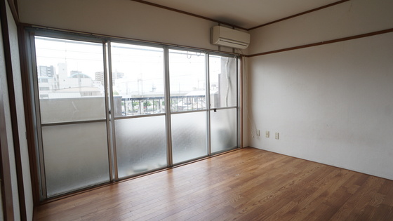 居室・リビング　リビング