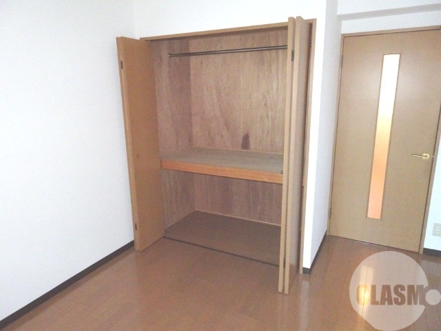 収納　洋室収納