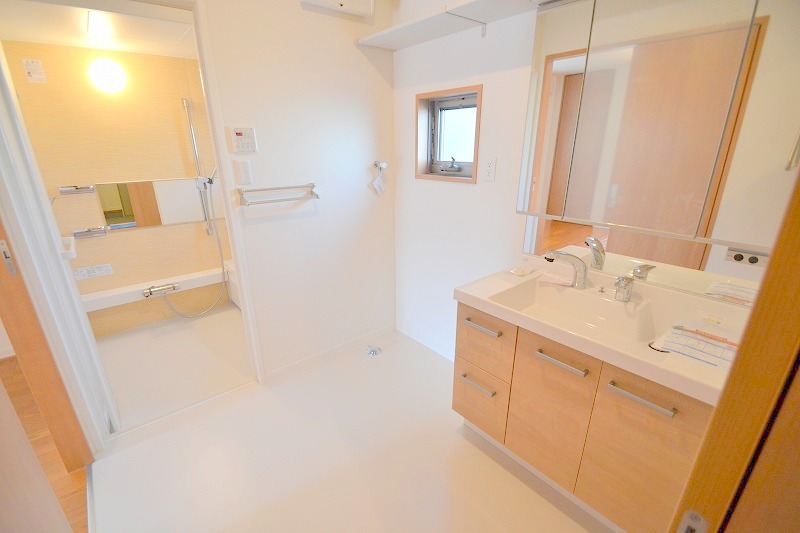 洗面設備　お問合せはシティホーム海田センター　082-821-2227