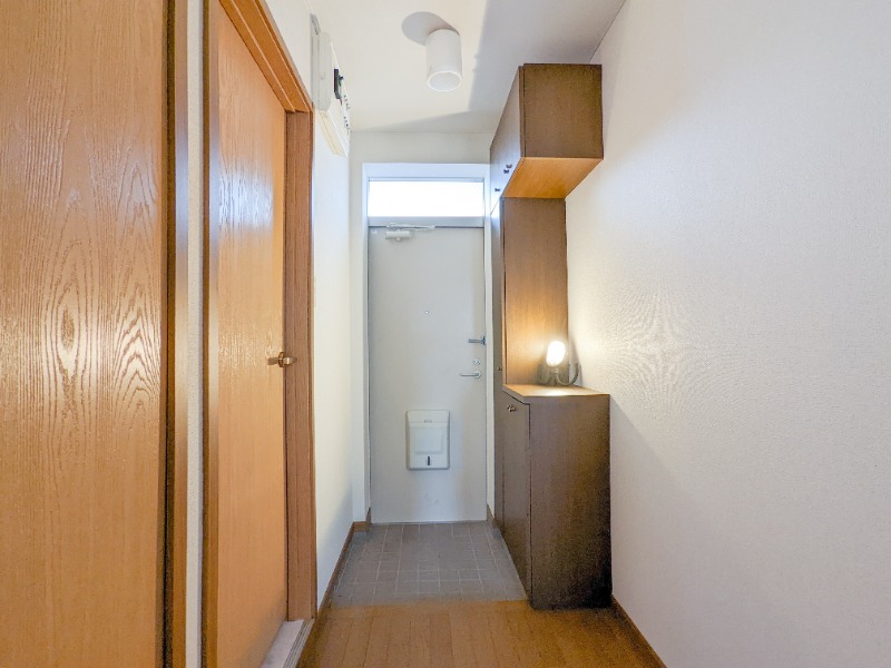 玄関　図面と現状に相違がある場合には現状を優先