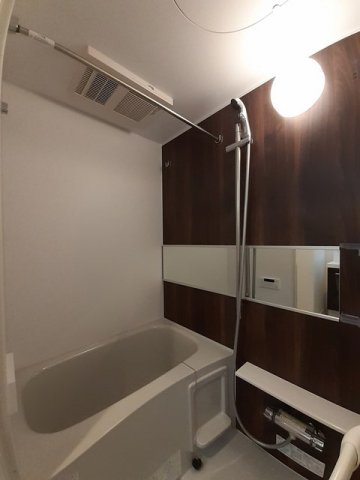 バス・シャワールーム　きれいなお風呂です