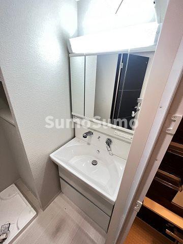 洗面設備　脱衣スペースもあります