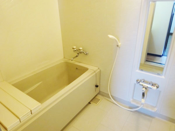 バス・シャワールーム　お風呂