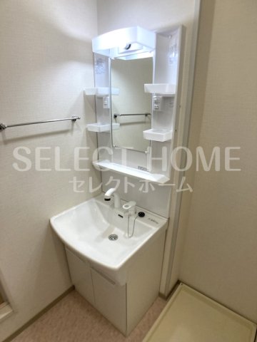 洗面設備　朝の身支度には欠かせない独立洗面化粧台