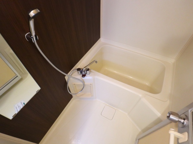 バス・シャワールーム　※別のお部屋の参考写真です