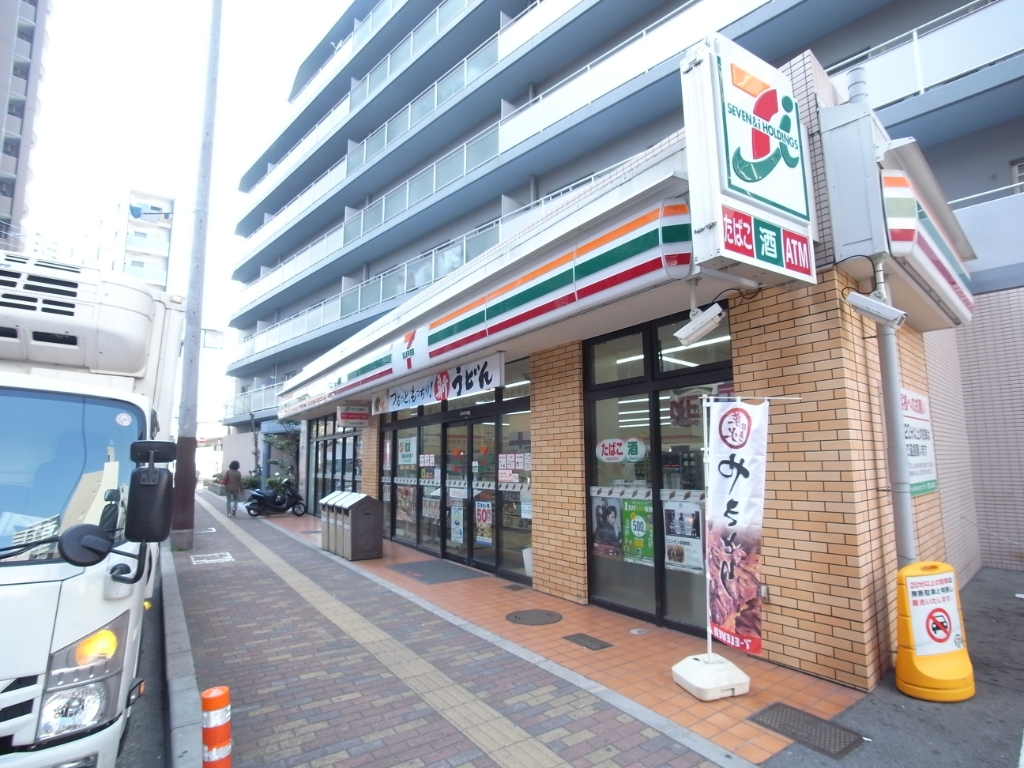 コンビニ　セブンイレブン 明石大明石町店（コンビニ）まで213m