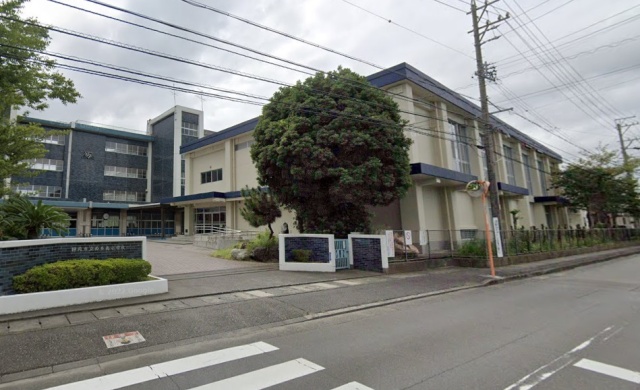 小学校　静岡市立西奈南小学校（小学校）まで659m